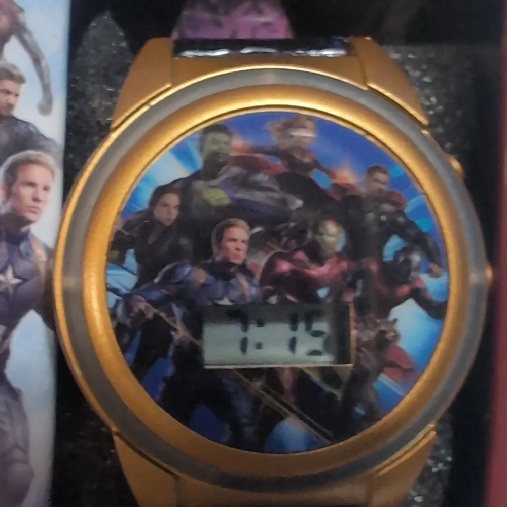 Marvel Avengers End Game - Flashing LED Digital Watch